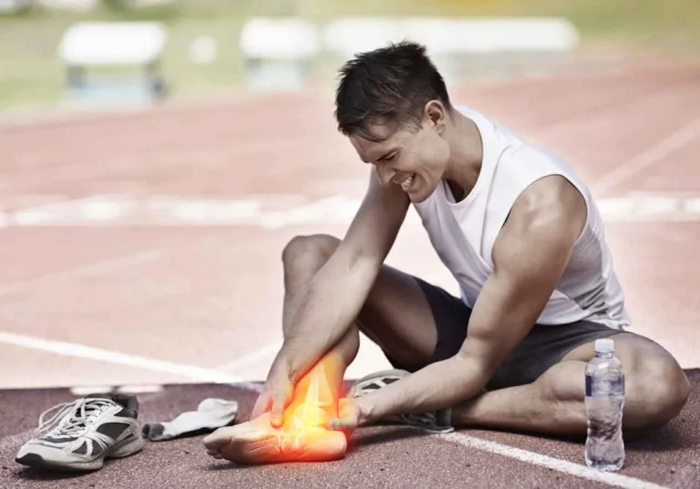 Tips to Avoid Injury while Exercising Avoid Injury while Exercising